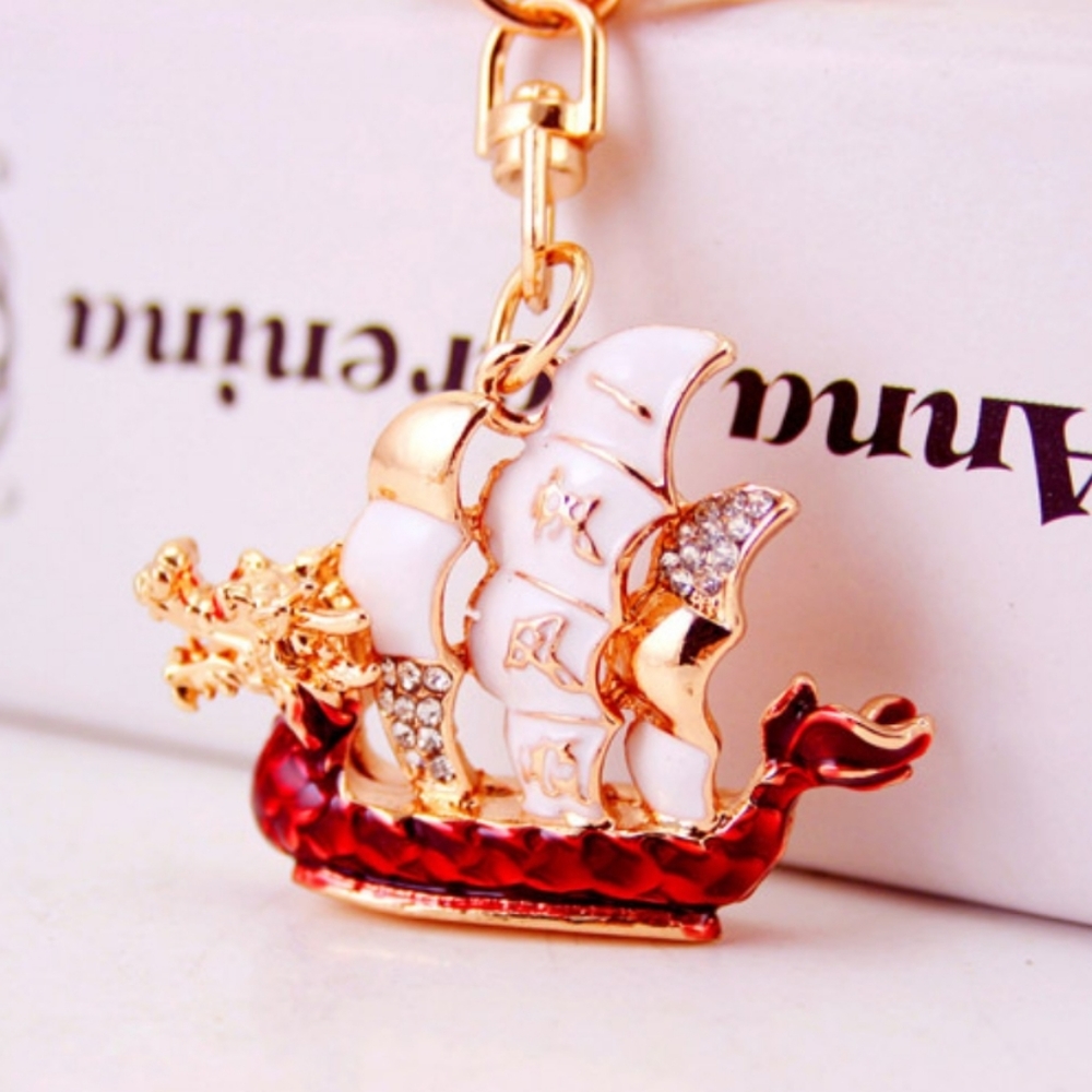 ‼️CLEARANCE PRICE FIRM‼️🐲🚢 Dragon Ship Keychain🐲🚢